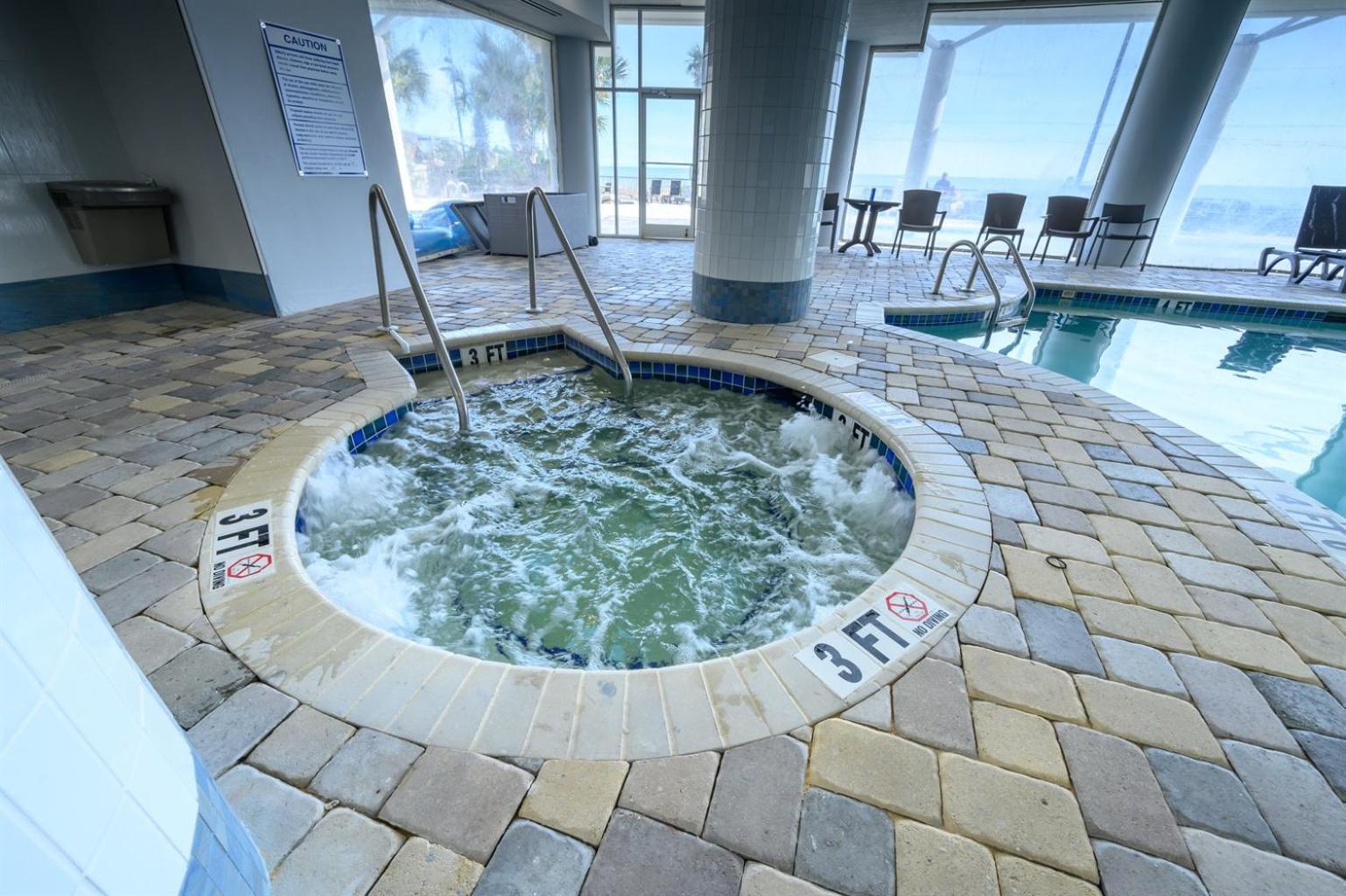 Holiday home 7th Floor! Modern Building, Direct Oceanfront View