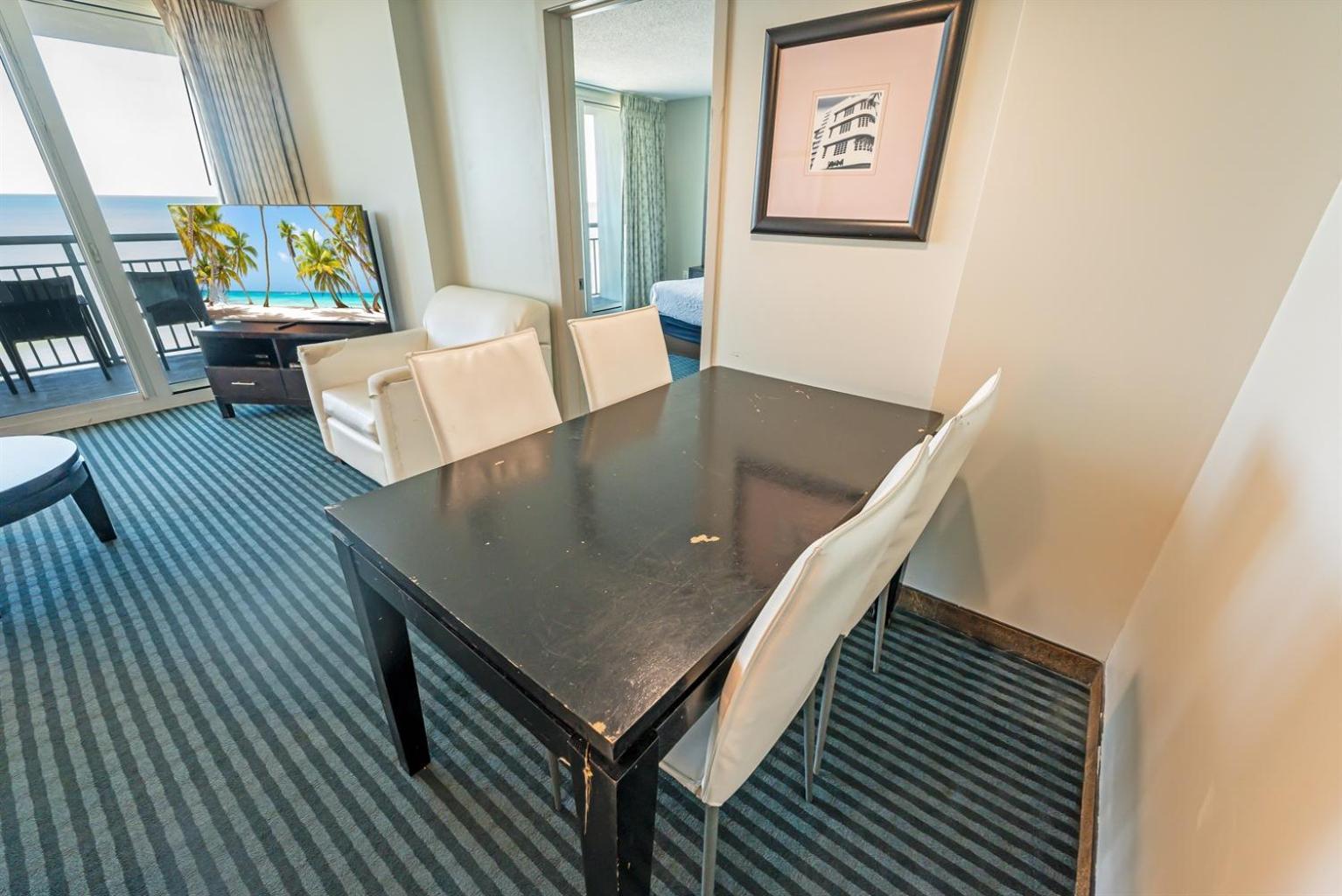 7th Floor! Modern Building, Direct Oceanfront View Holiday home